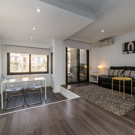 Appartamento Travel Habitat Gran Vía Ruzafa Valenza Esterno foto