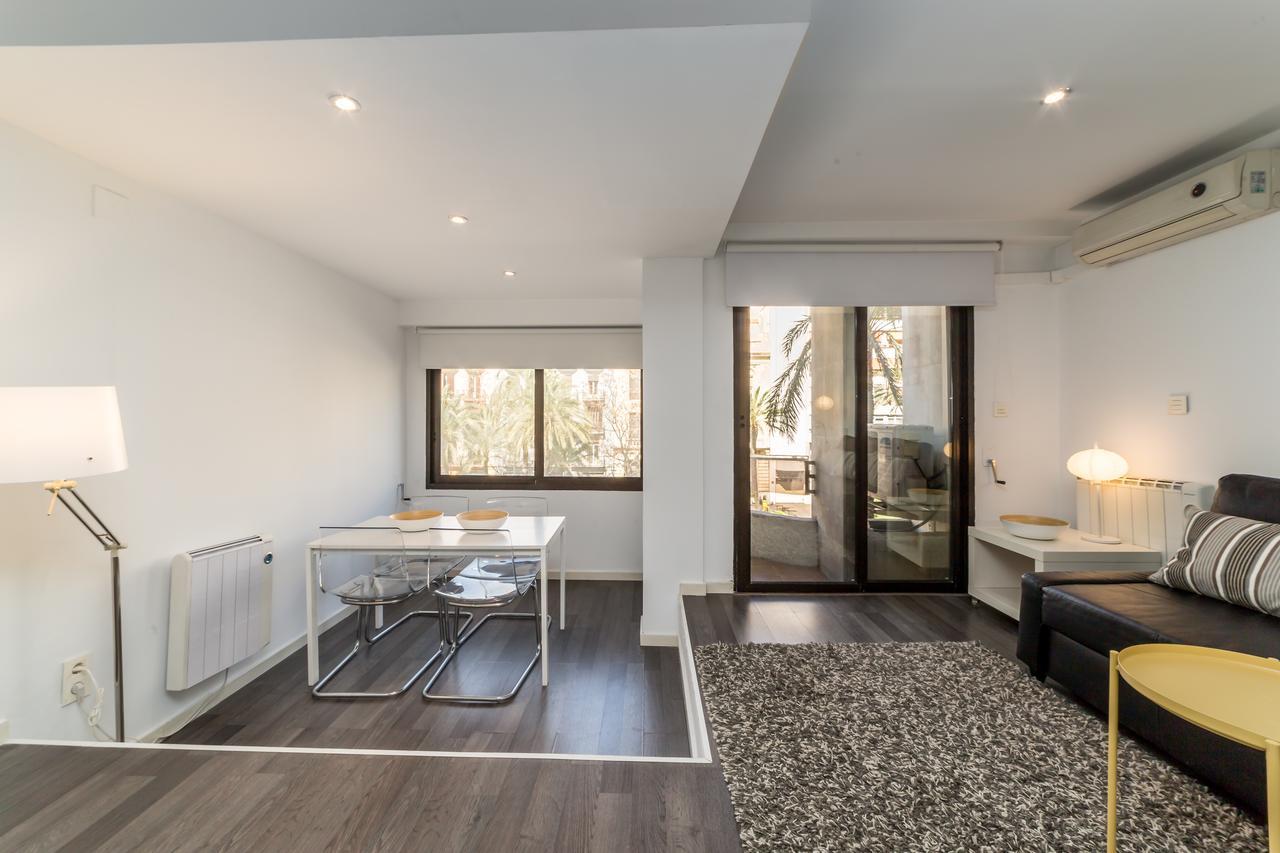 Appartamento Travel Habitat Gran Vía Ruzafa Valenza Esterno foto